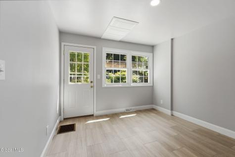 5 Salisbury Road Delmar NY 12054