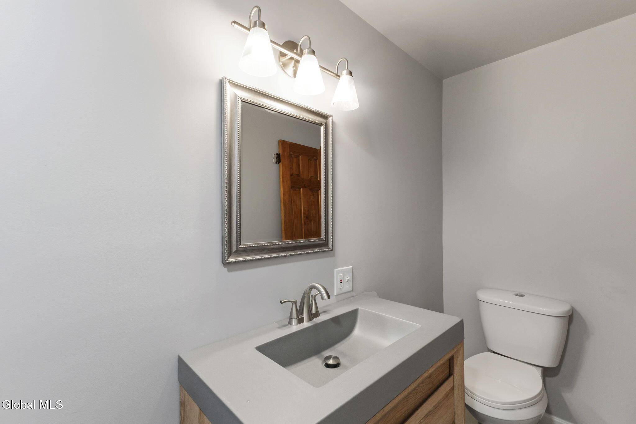 5 Salisbury Road Delmar NY 12054