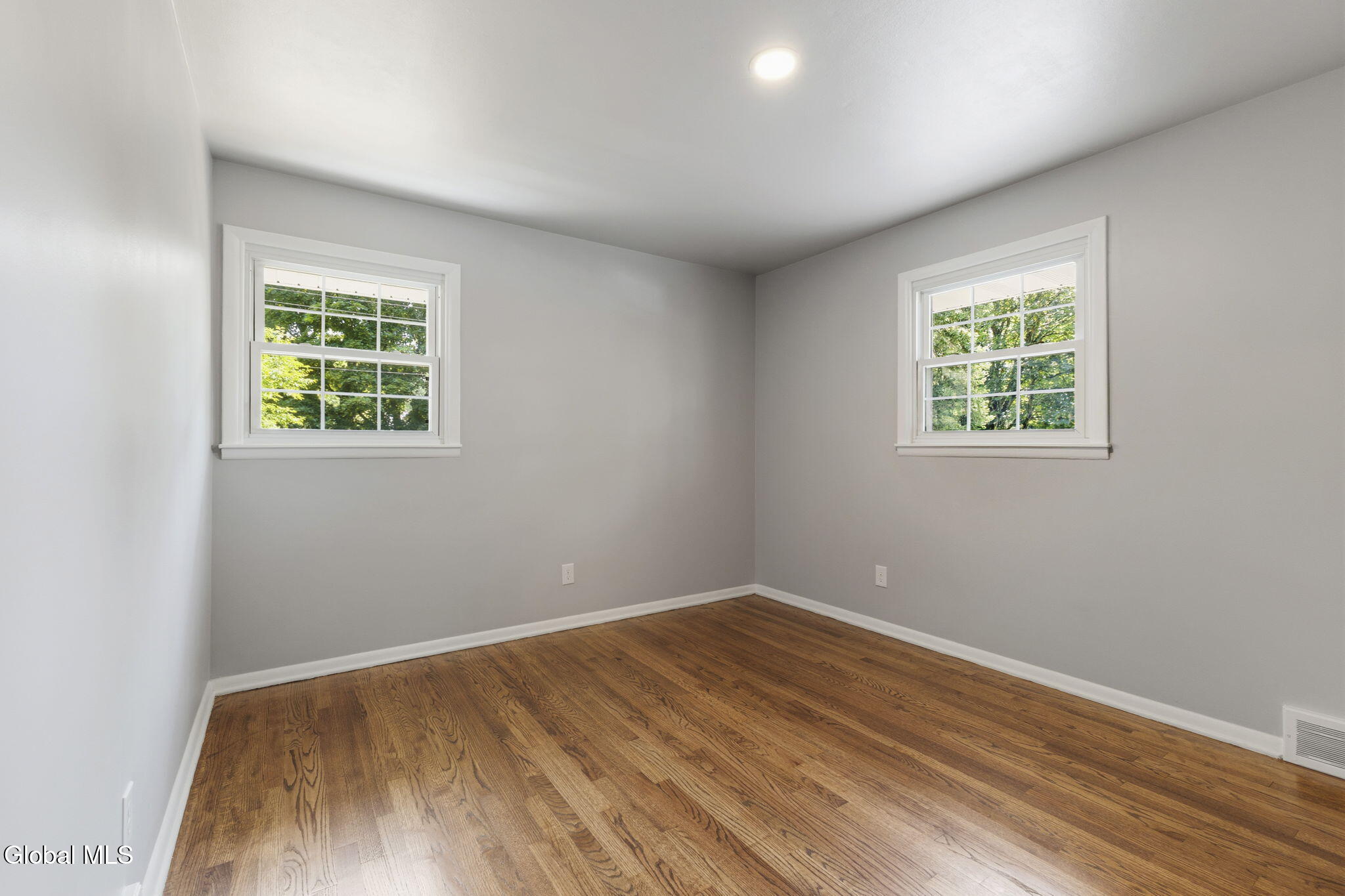 5 Salisbury Road Delmar NY 12054