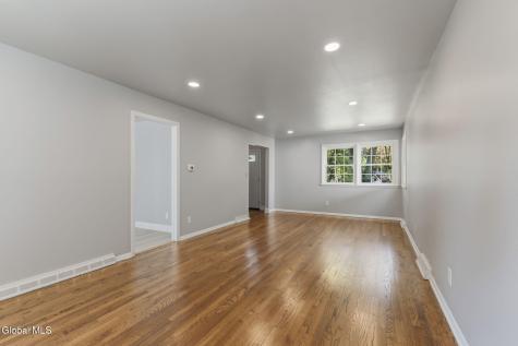 5 Salisbury Road Delmar NY 12054