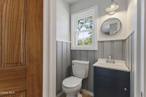 5 Salisbury Road Delmar NY 12054