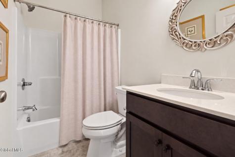 26 Jessica Lane Glenmont NY 12077
