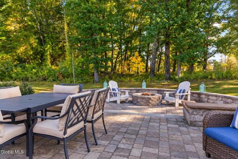 26 Jessica Lane Glenmont NY 12077