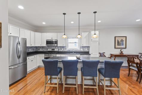 26 Jessica Lane Glenmont NY 12077