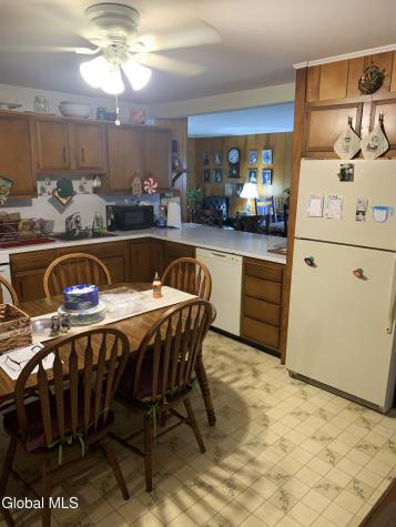 10 Dahl Way Averill Park NY 12018
