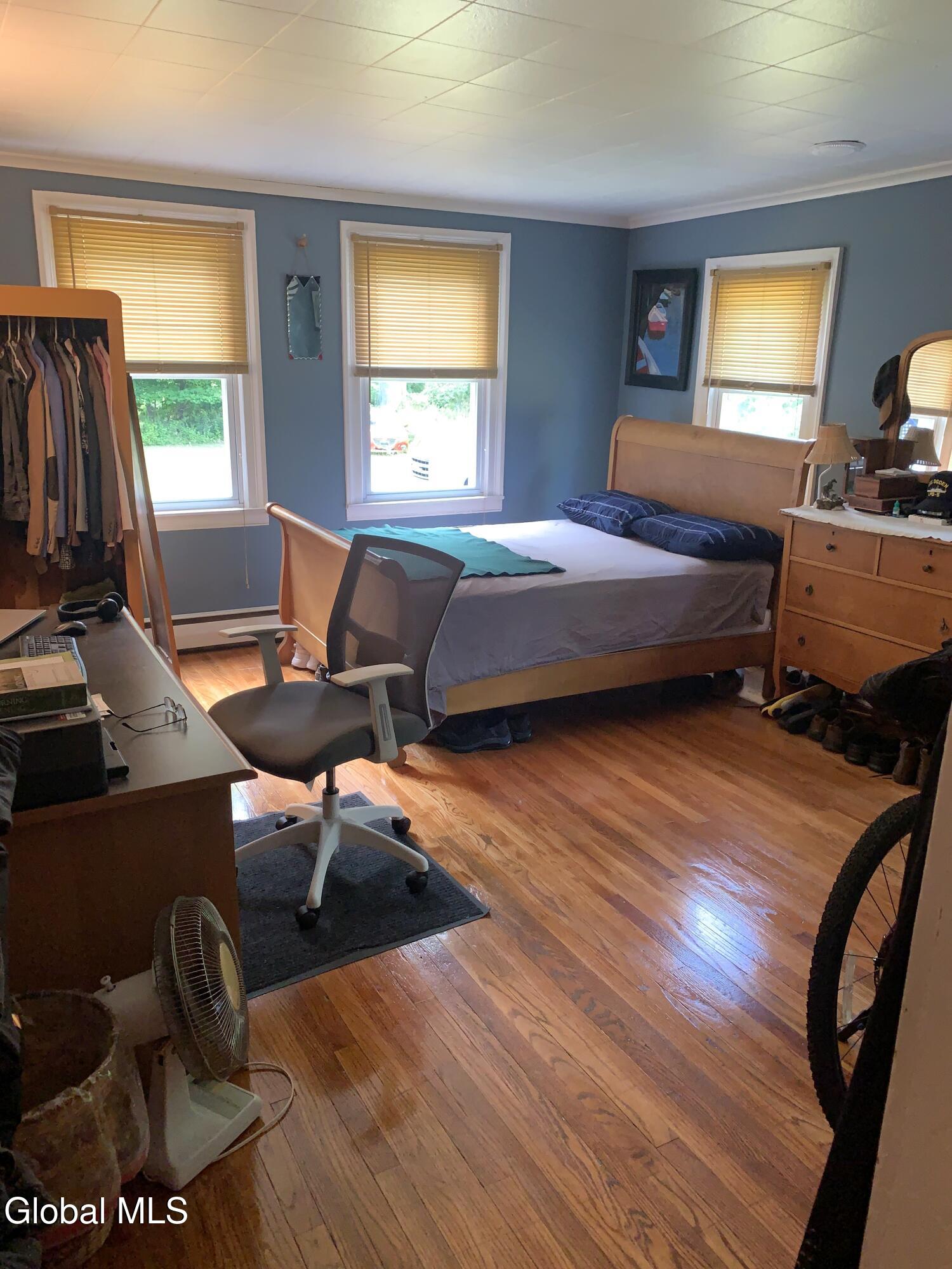 10 Dahl Way Averill Park NY 12018