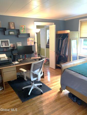 10 Dahl Way Averill Park NY 12018
