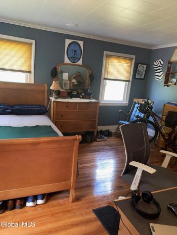 10 Dahl Way Averill Park NY 12018