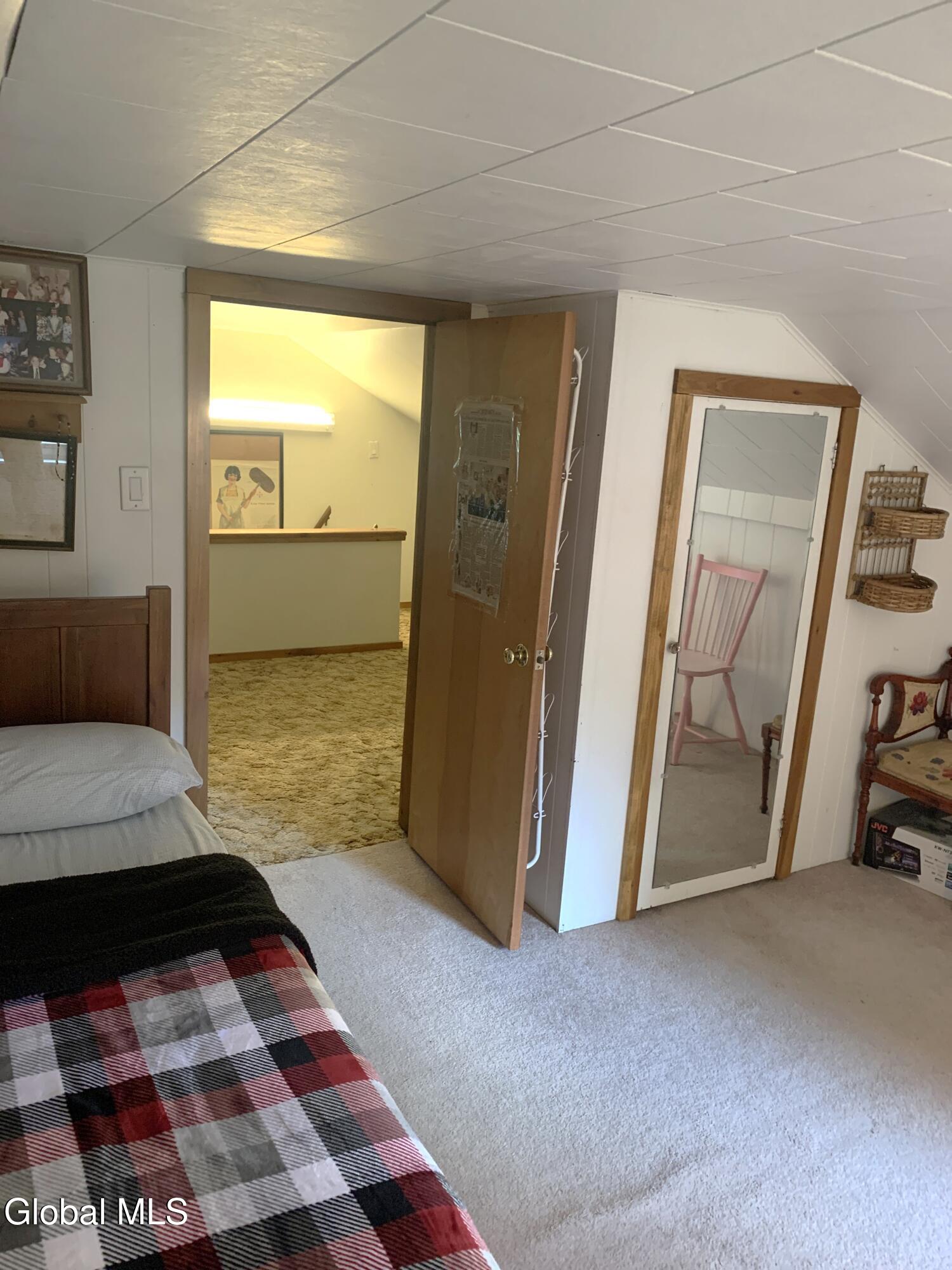 10 Dahl Way Averill Park NY 12018