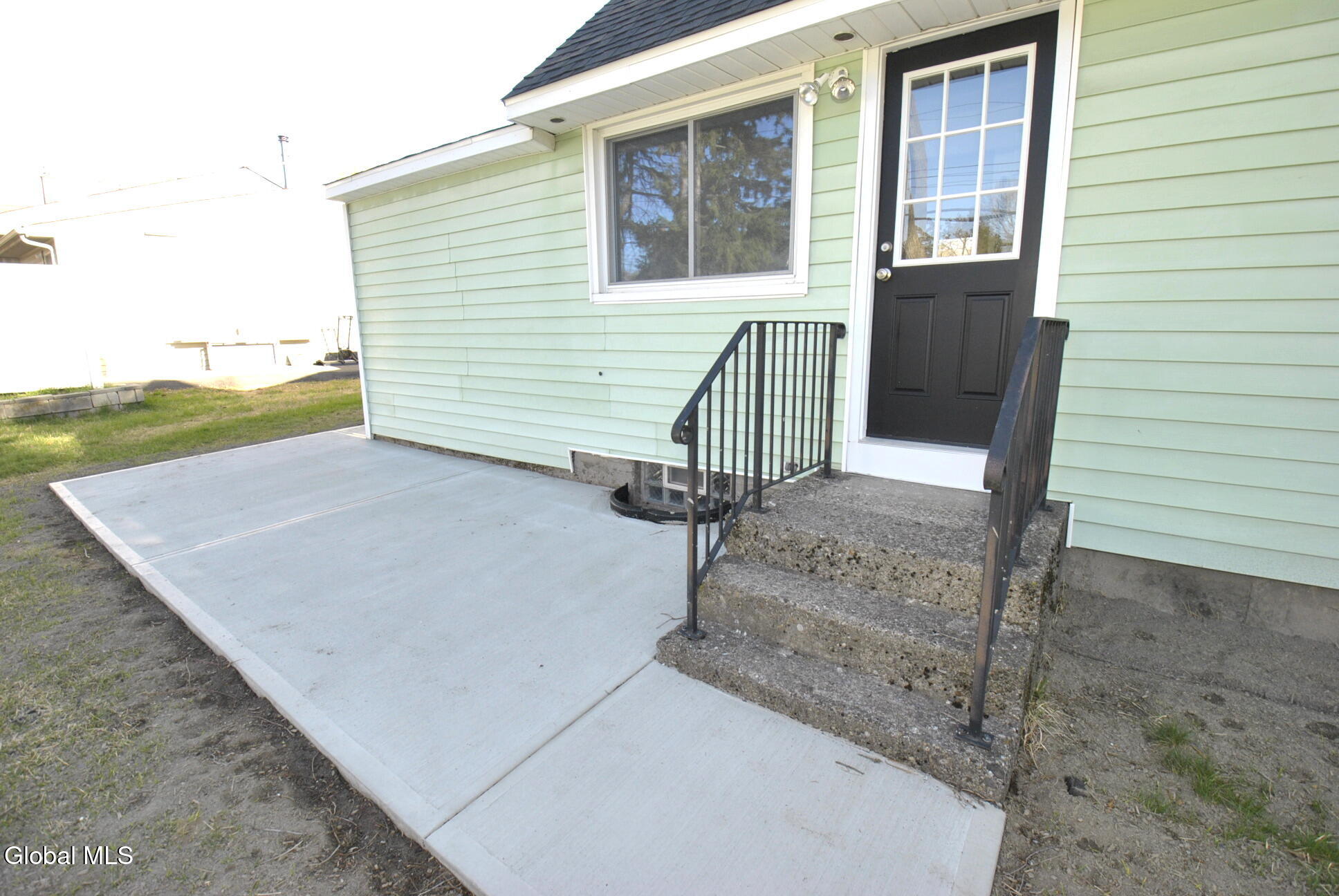10 Bridle Path Albany NY 12205