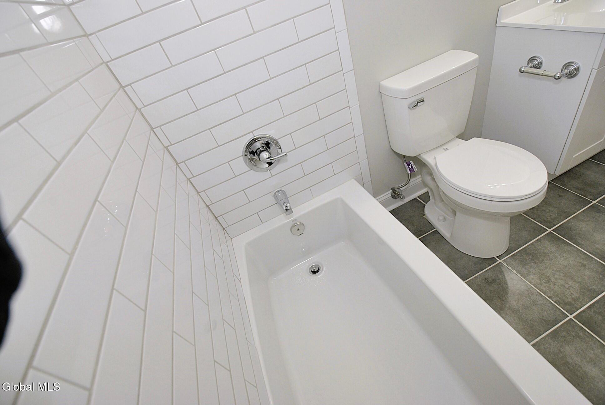 10 Bridle Path Albany NY 12205