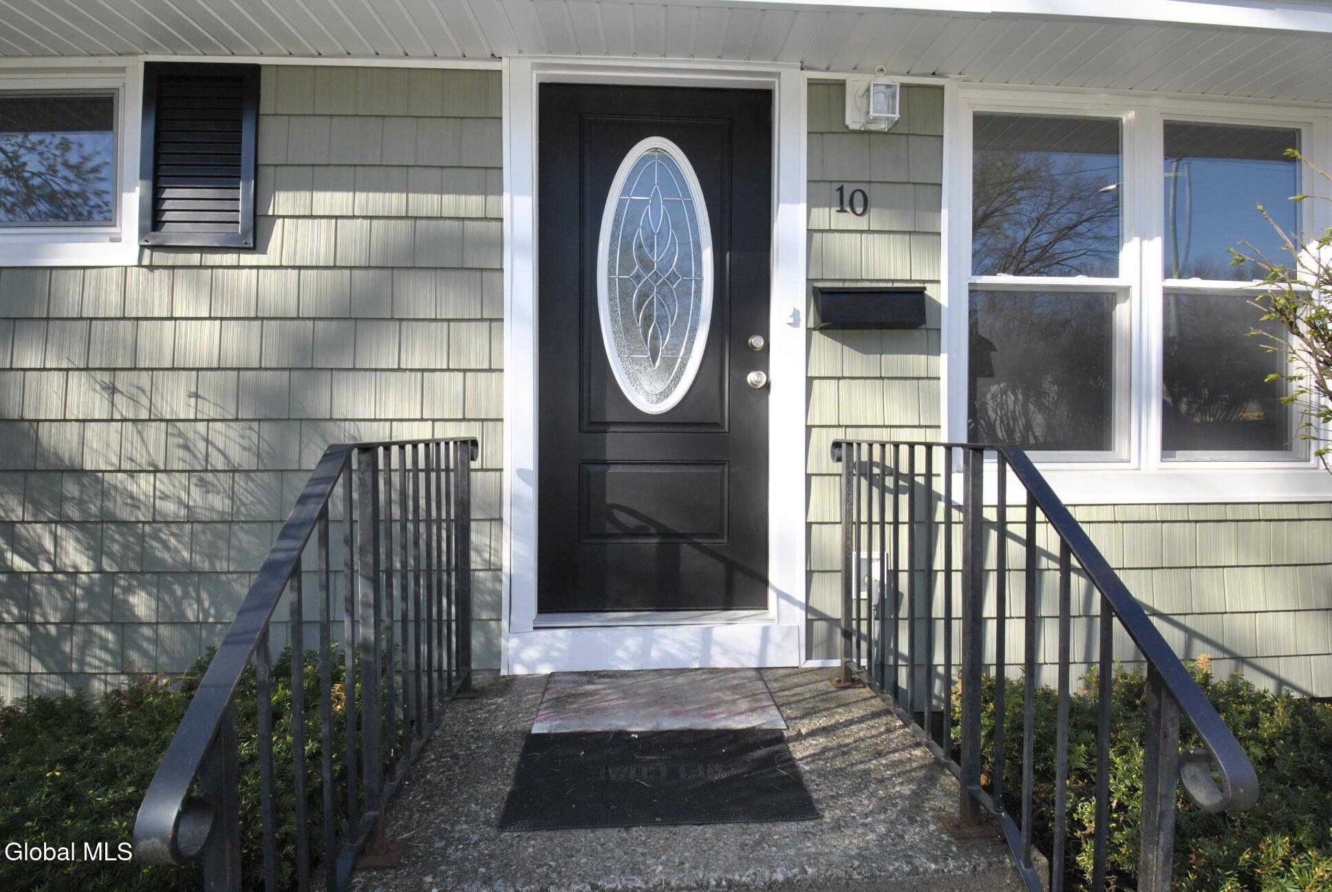 10 Bridle Path Albany NY 12205