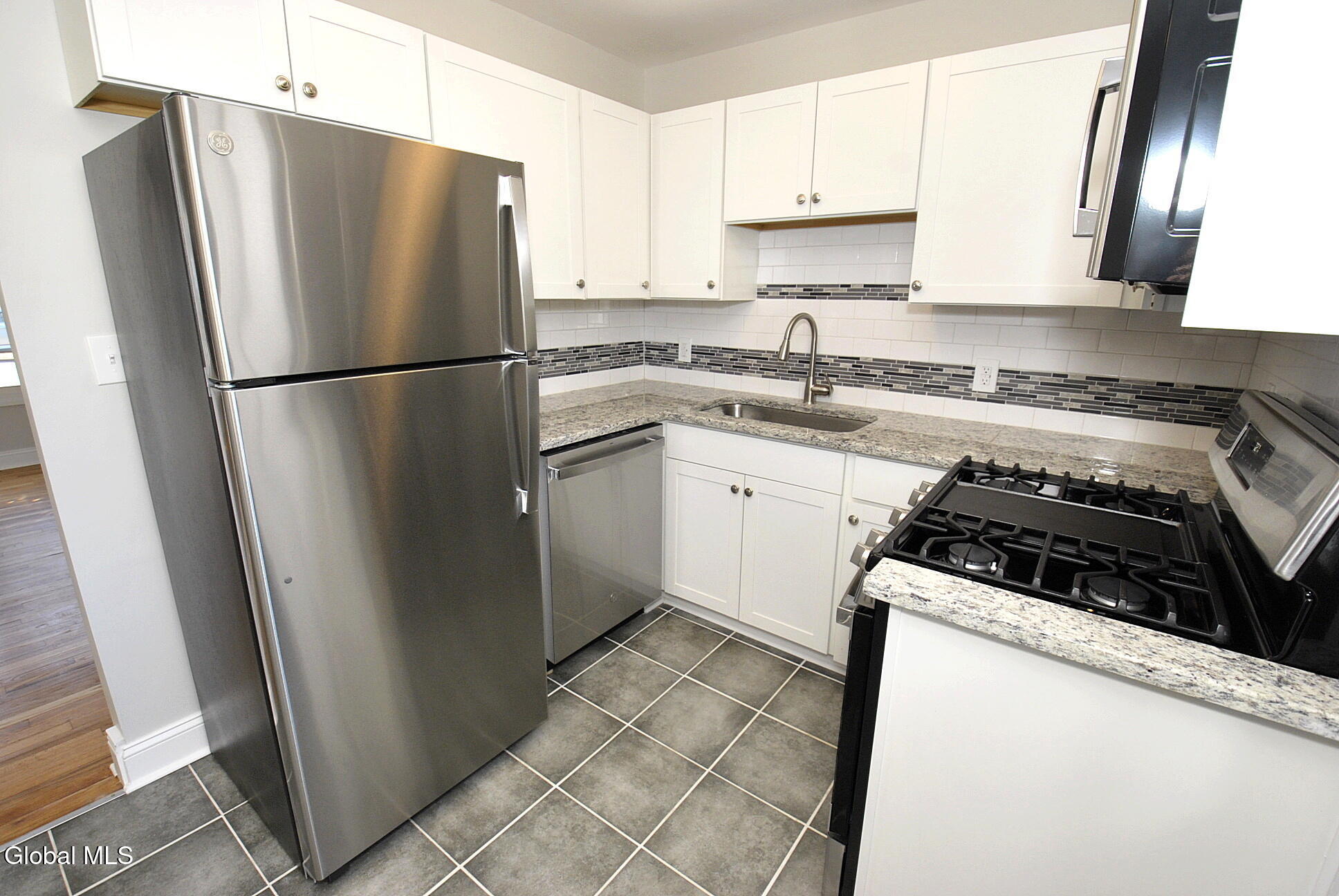 10 Bridle Path Albany NY 12205