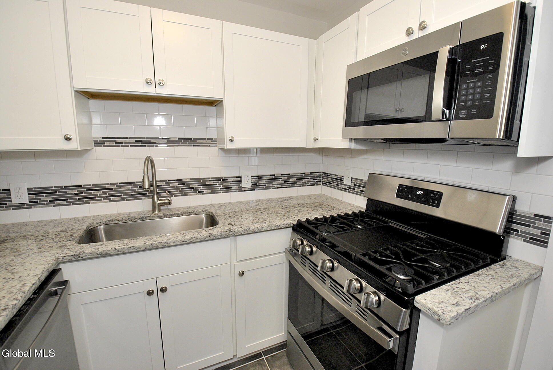 10 Bridle Path Albany NY 12205