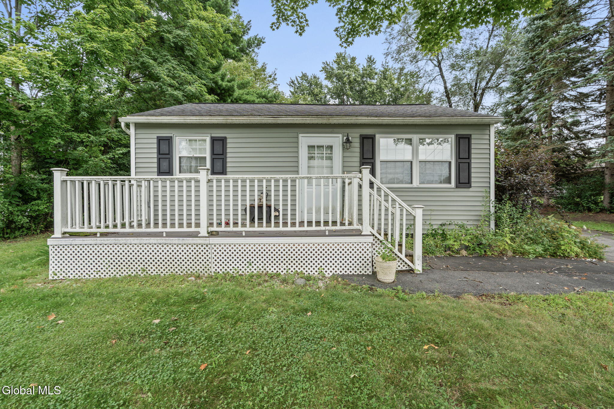 1 Erlynn Place Niskayuna NY 12309