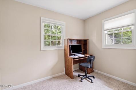 1 Erlynn Place Niskayuna NY 12309