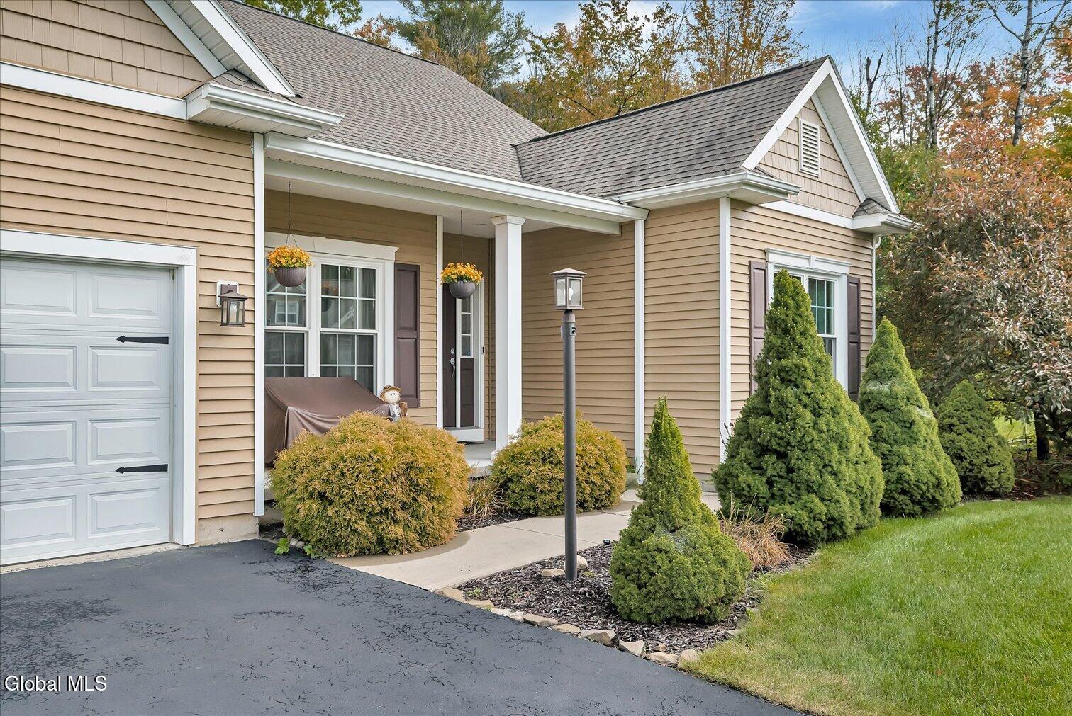 1 Mallard Place Mechanicville NY 12118