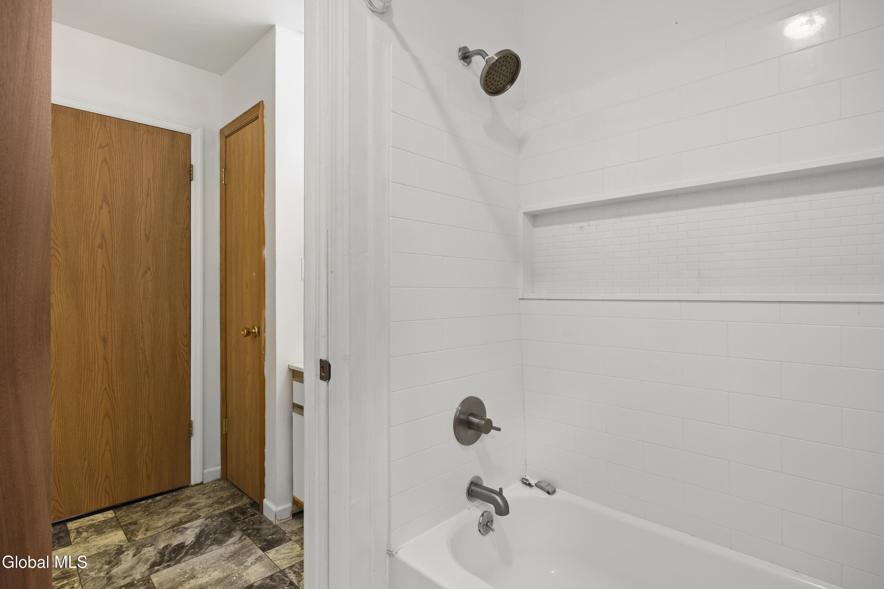 4 Columbine Avenue Moreau NY 12803