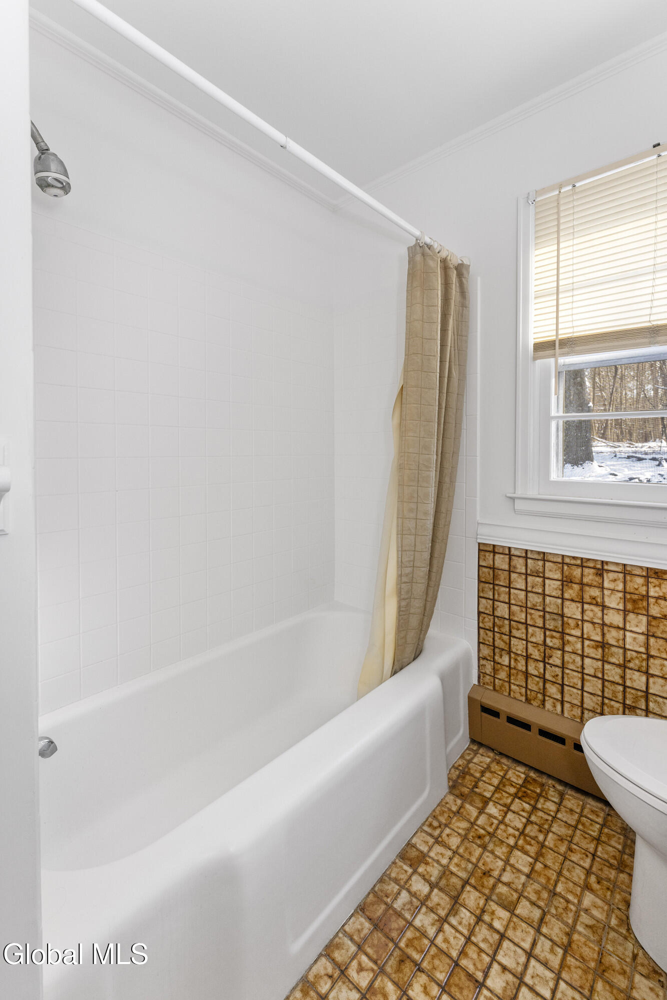 50 Hillcrest Drive West Sand Lake NY 12018