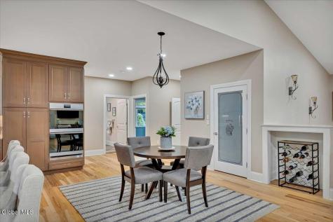 7 Nott Road Guilderland NY 12084