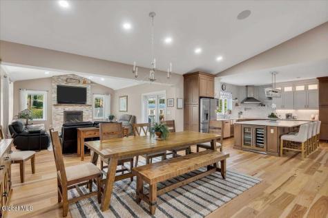 7 Nott Road Guilderland NY 12084