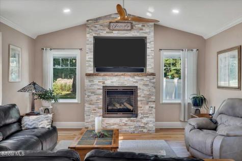 7 Nott Road Guilderland NY 12084