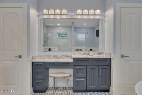 7 Nott Road Guilderland NY 12084