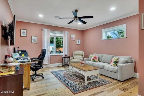 7 Nott Road Guilderland NY 12084