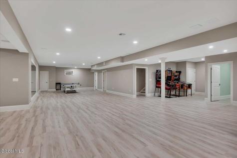 7 Nott Road Guilderland NY 12084