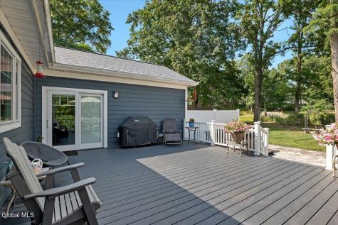 7 Nott Road Guilderland NY 12084