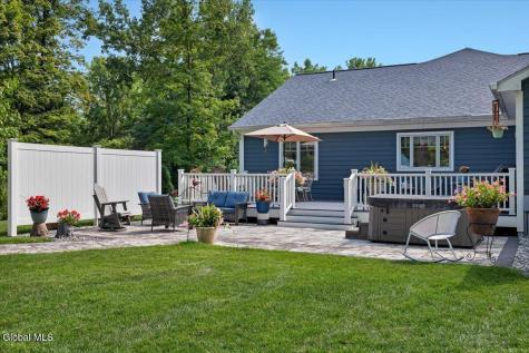 7 Nott Road Guilderland NY 12084