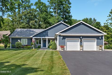 7 Nott Road Guilderland NY 12084