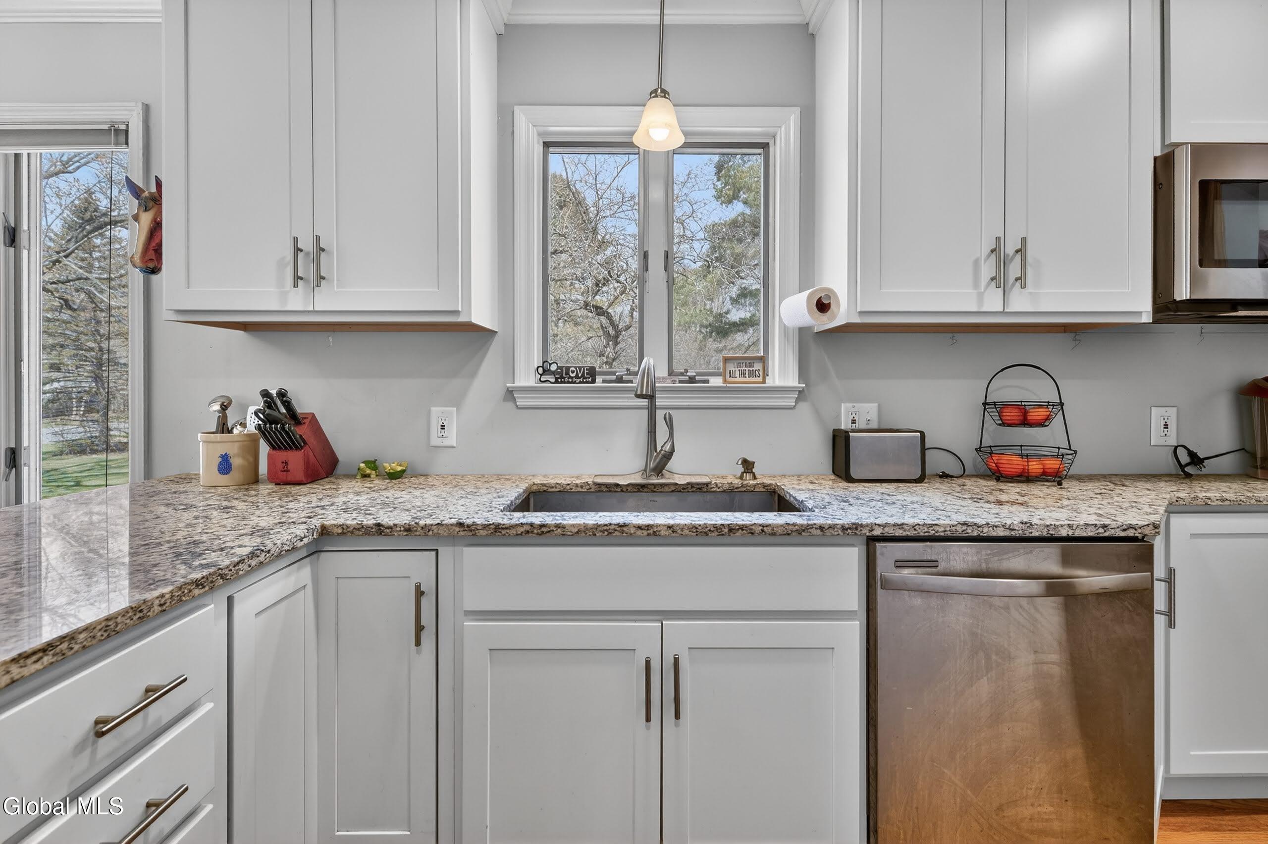 1161 Jerry Avenue Schenectady NY 12303