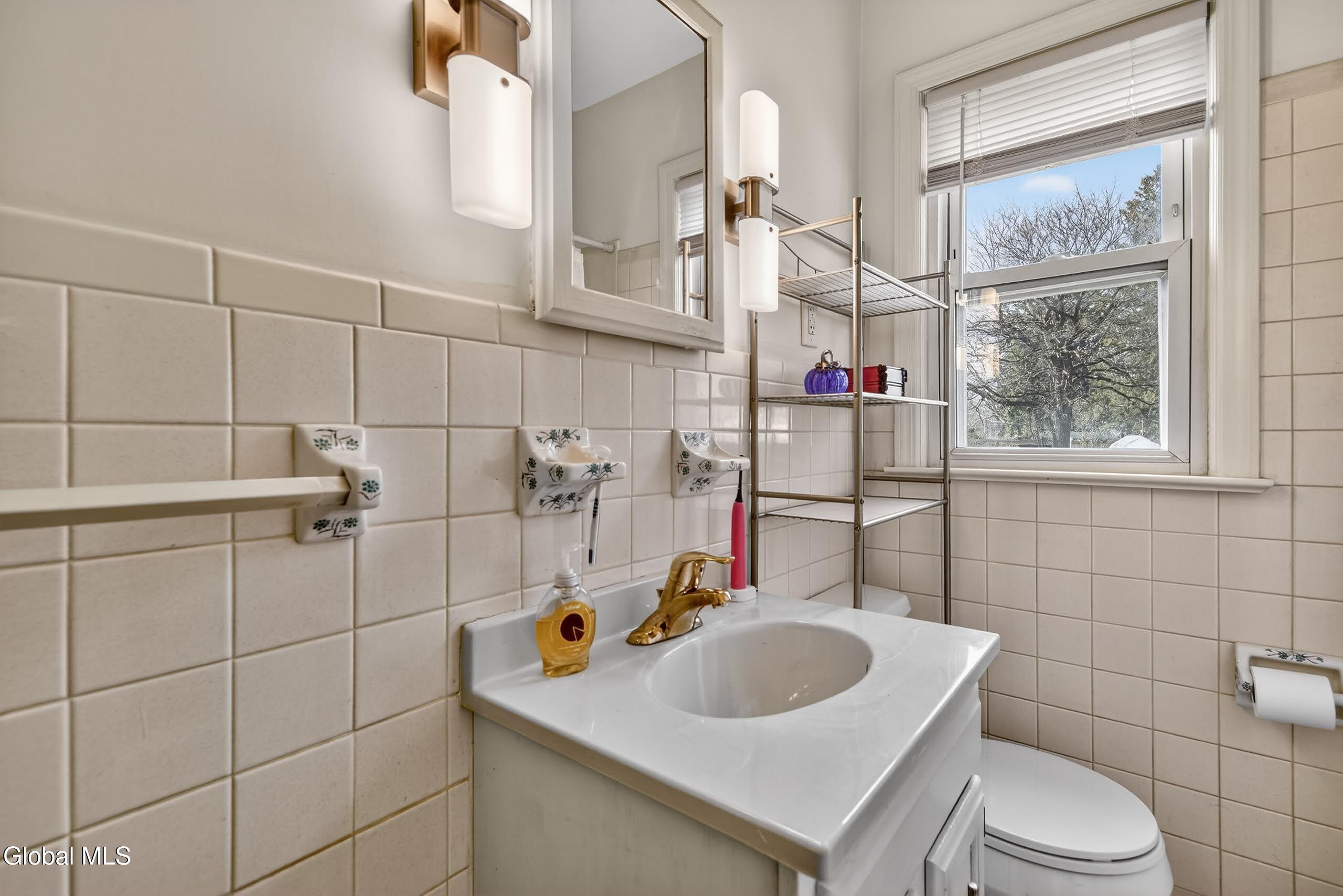 1161 Jerry Avenue Schenectady NY 12303