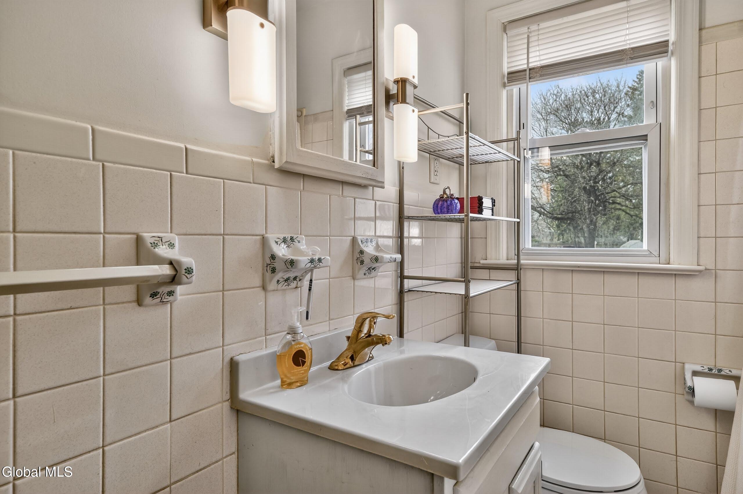 1161 Jerry Avenue Schenectady NY 12303