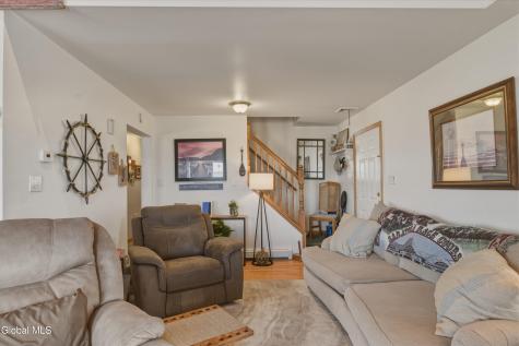1382 Nys Rt 9p Saratoga NY 12866