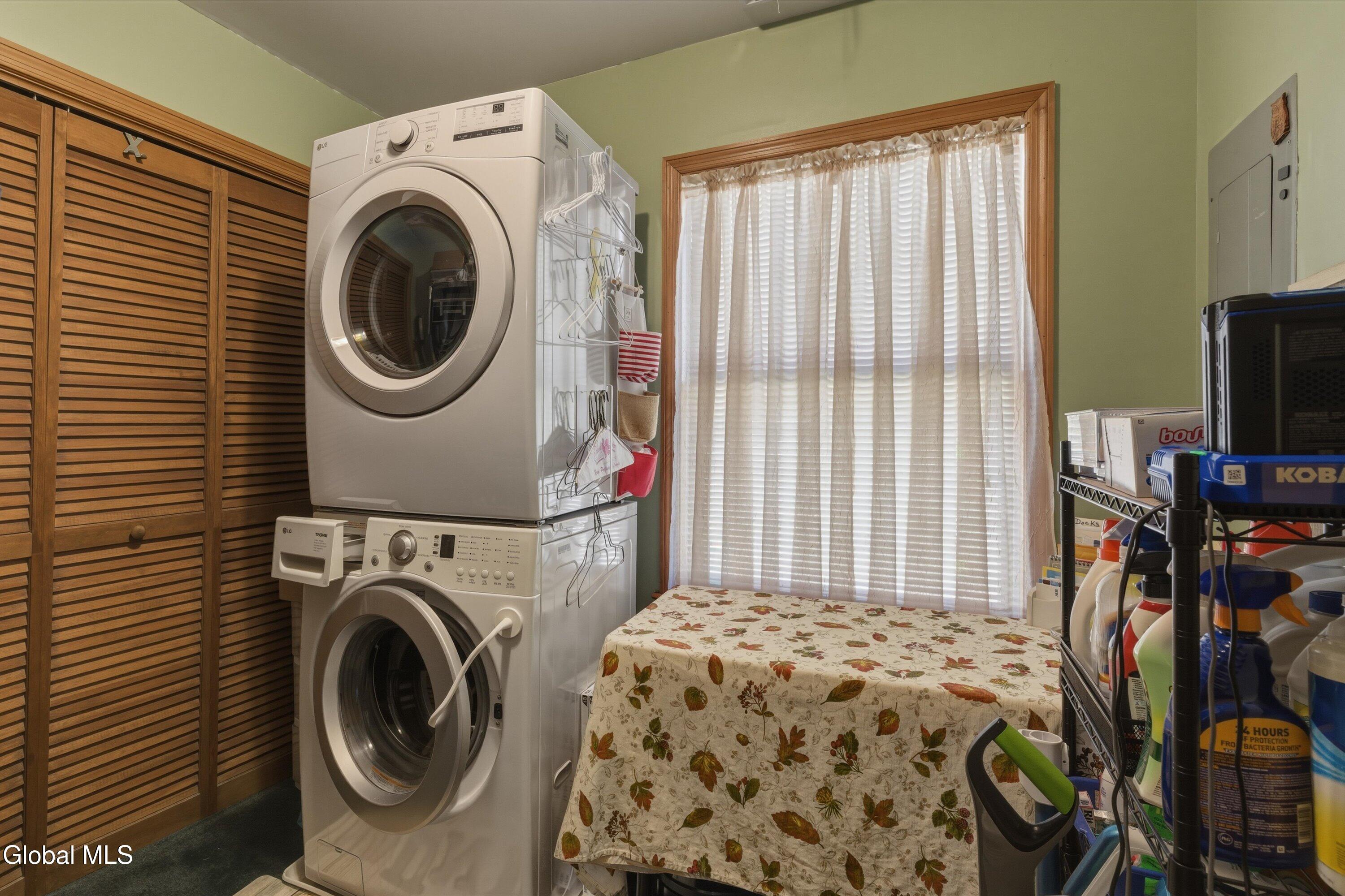 1382 Nys Rt 9p Saratoga NY 12866