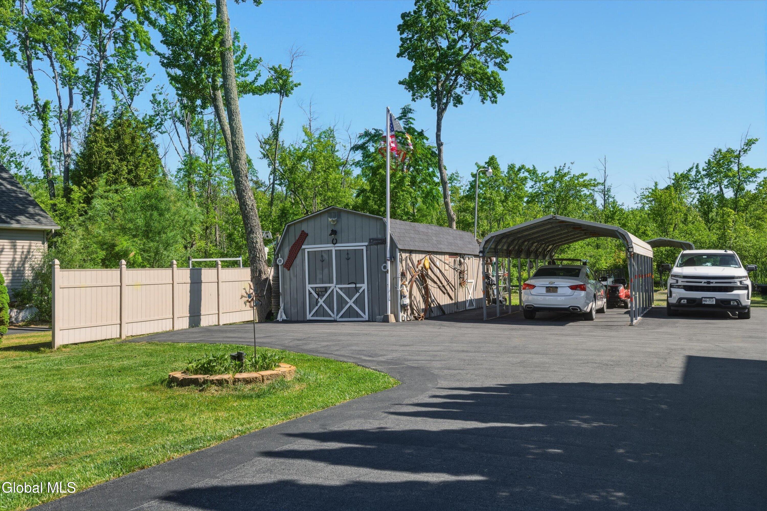 1382 Nys Rt 9p Saratoga NY 12866