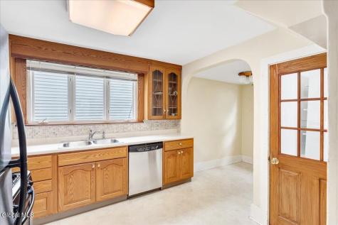 889 Oregon Avenue Niskayuna NY 12309