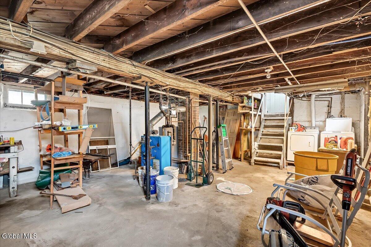 889 Oregon Avenue Niskayuna NY 12309