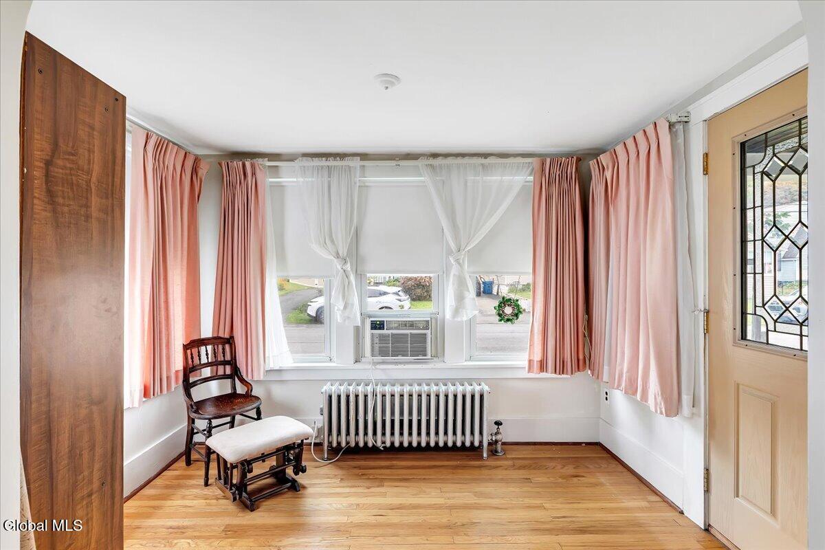 889 Oregon Avenue Niskayuna NY 12309