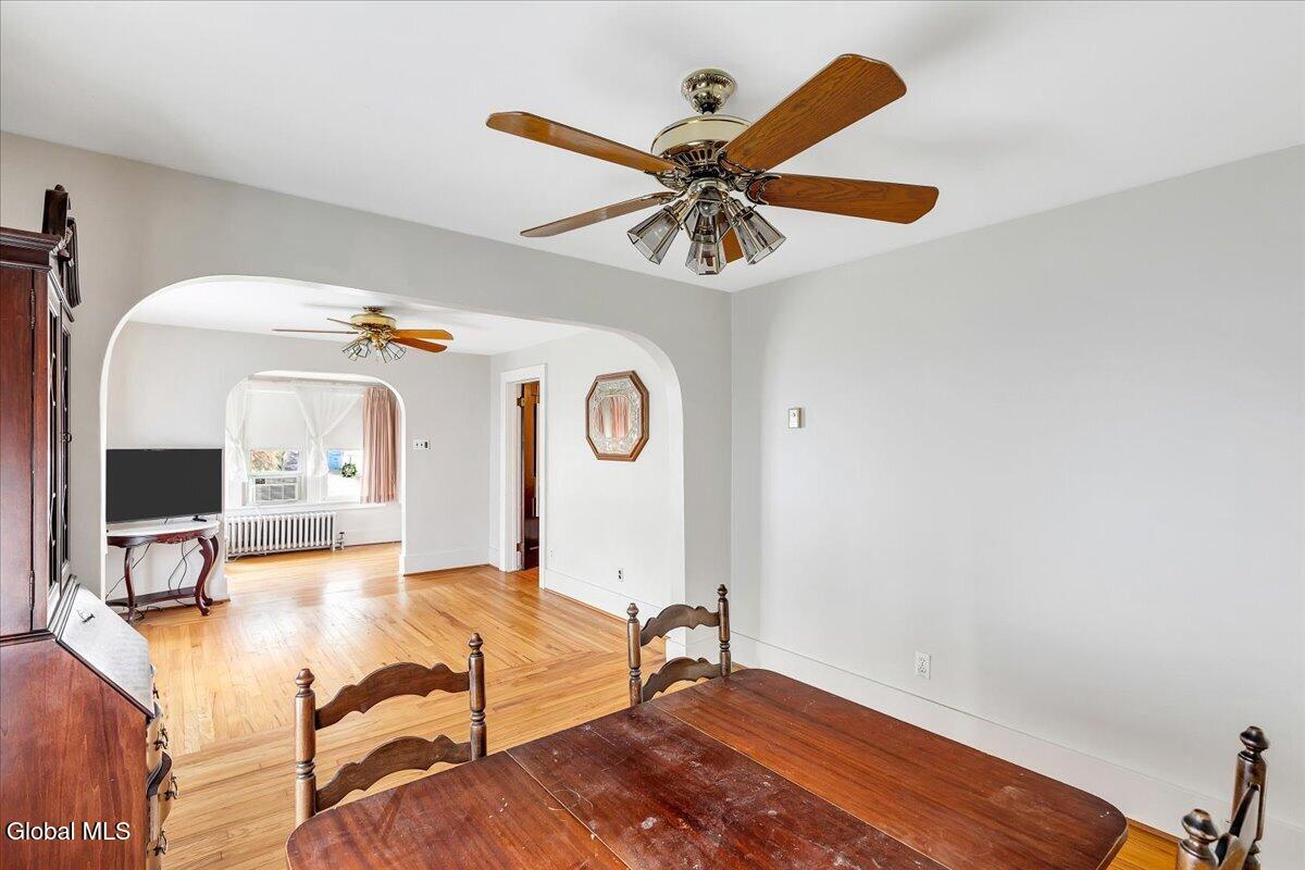 889 Oregon Avenue Niskayuna NY 12309
