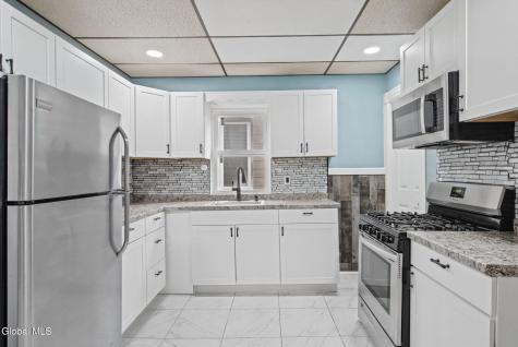 963 Maple Avenue Schenectady NY 12307