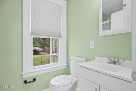 963 Maple Avenue Schenectady NY 12307