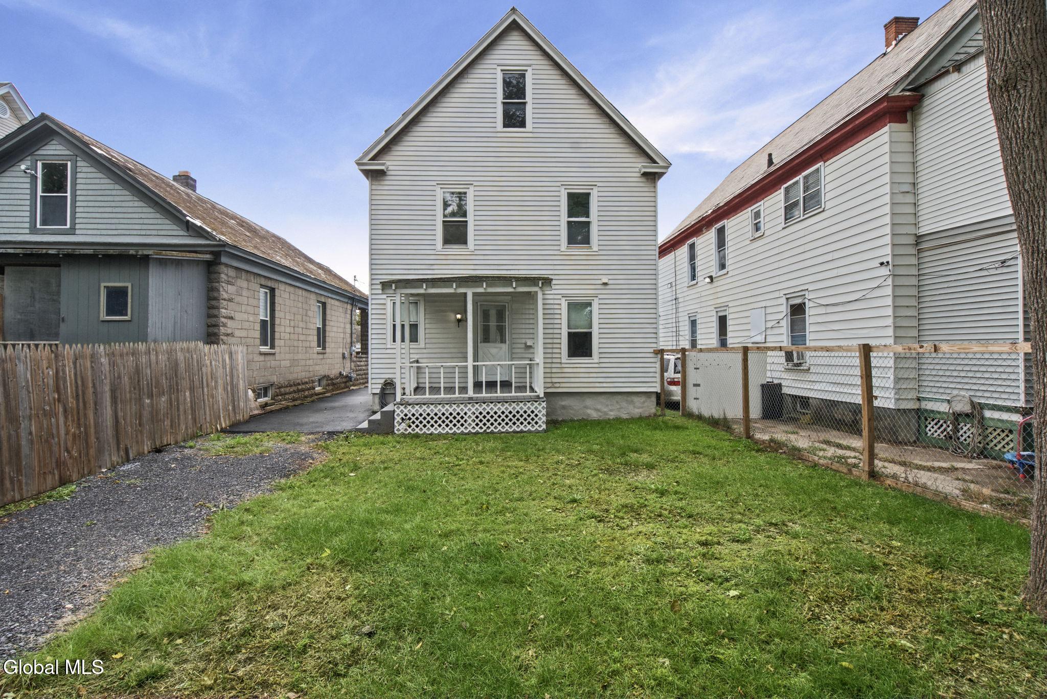963 Maple Avenue Schenectady NY 12307