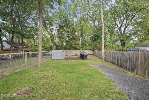 963 Maple Avenue Schenectady NY 12307