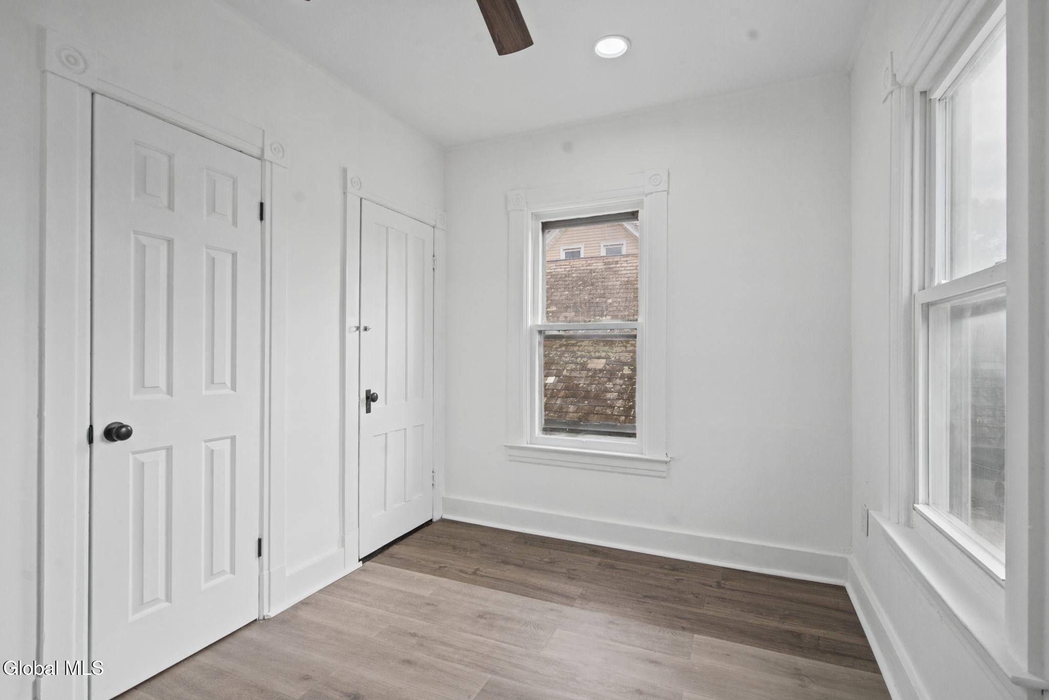 963 Maple Avenue Schenectady NY 12307