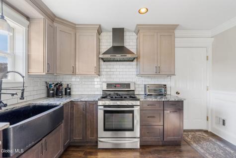 16 Peach Tree Lane Gansevoort NY 12831