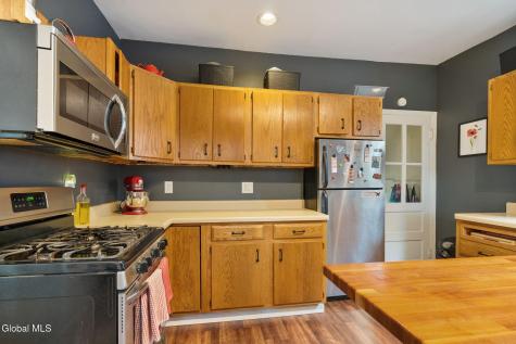 12 Fairlawn Avenue Albany NY 12203