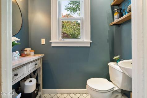 12 Fairlawn Avenue Albany NY 12203